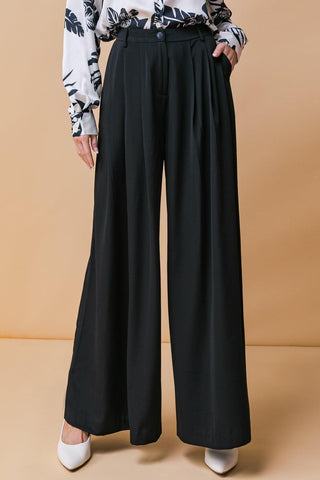 THROW IT BACK WOVEN PANTS - Glamourous Grace