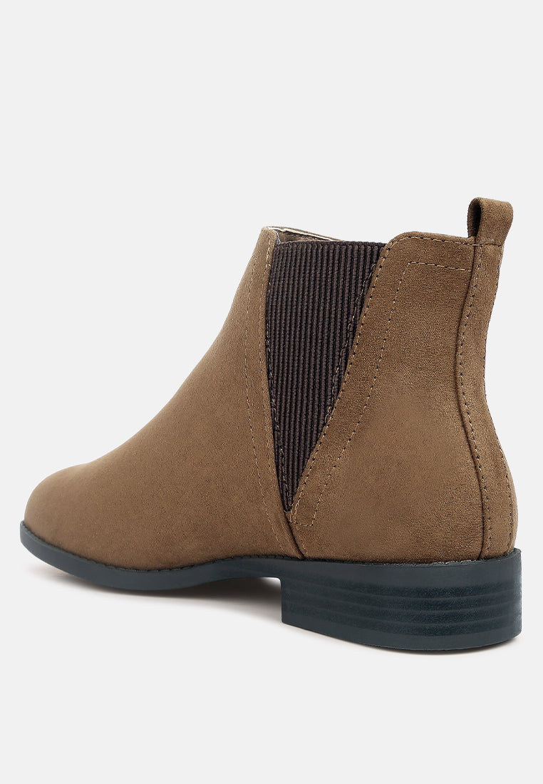 Fari Chelsea Boots - Glamourous Grace