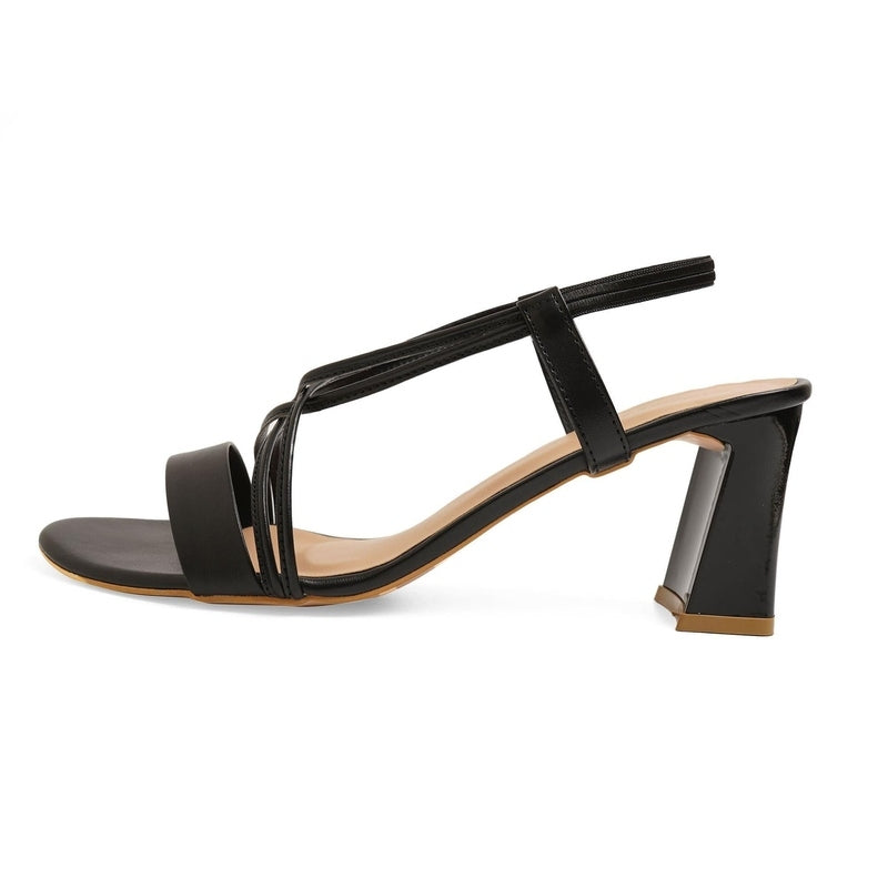 Nivelle - Black Sandals - Glamourous Grace