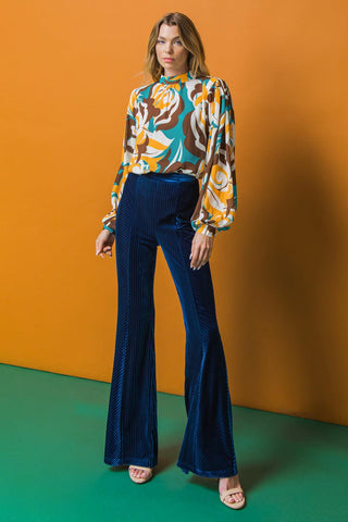 DREAM ON WOVEN TOP - Glamourous Grace
