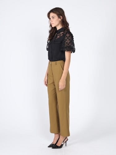 Floral mesh sleeve top - Glamourous Grace