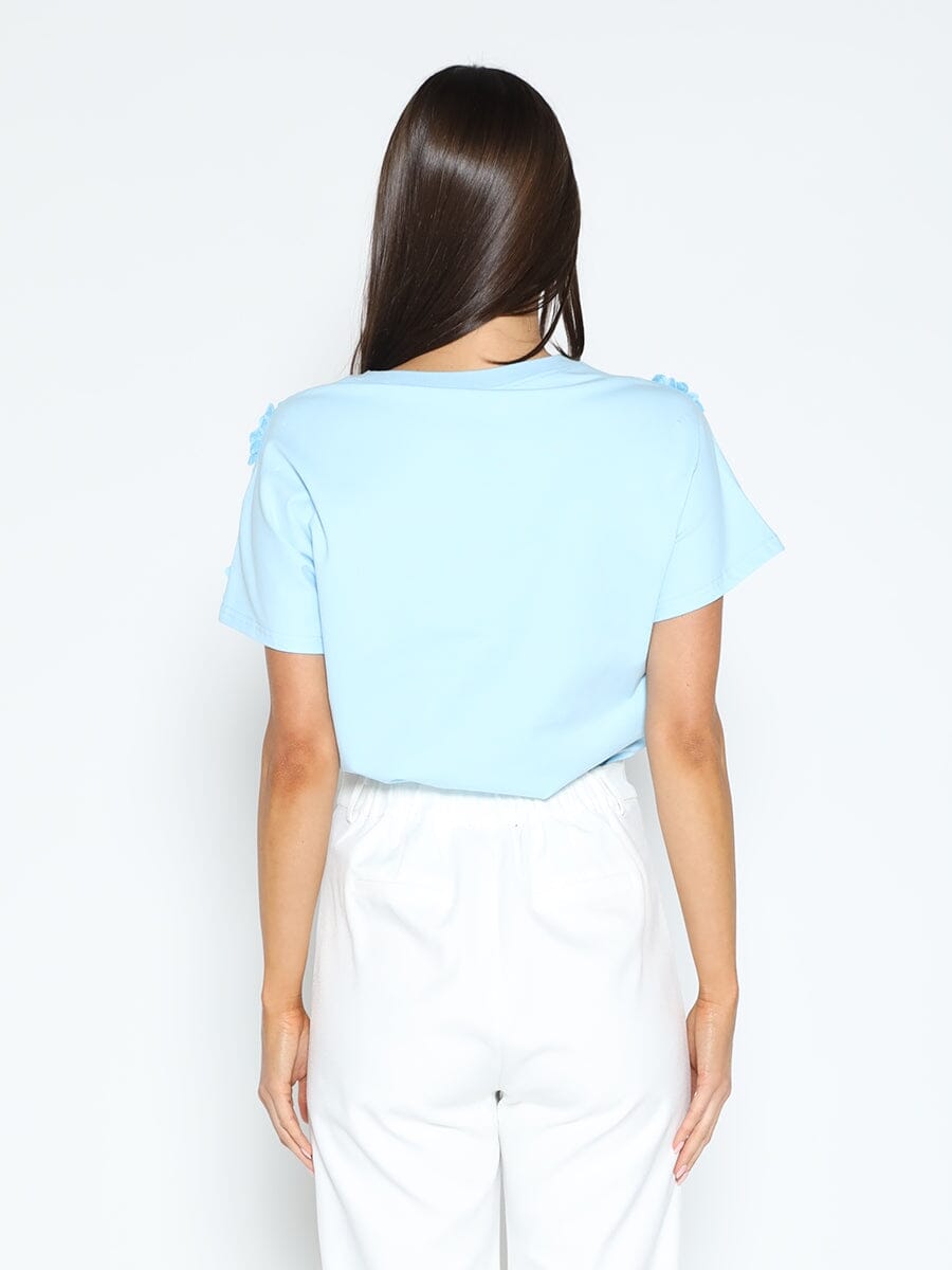 Flower Applique Solid Color T-Shirt - Glamourous Grace
