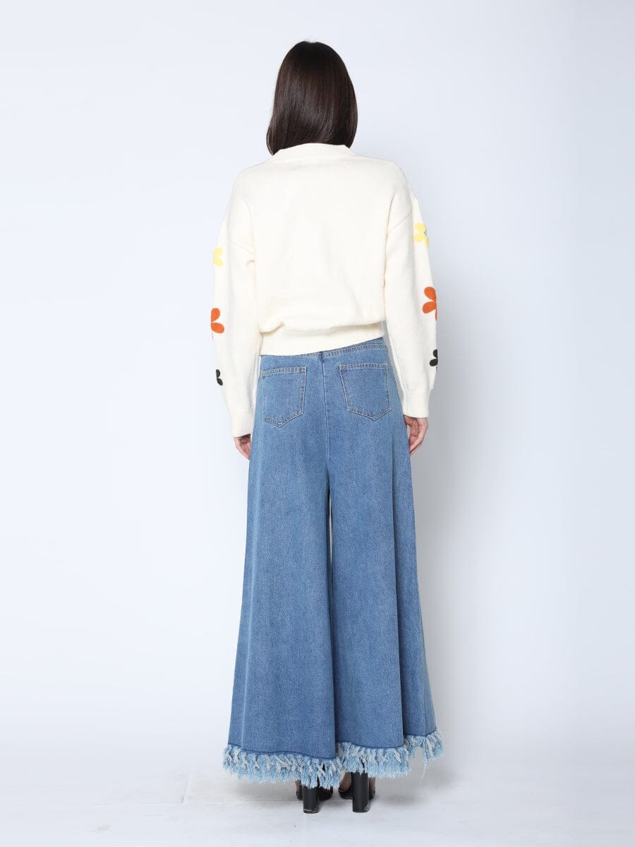 Flower Embroidered Cardigan Sweater - Glamourous Grace