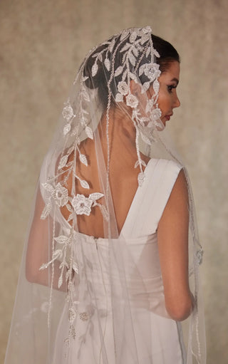 Flower Embroideried Wedding Veil- D230 - Glamourous Grace