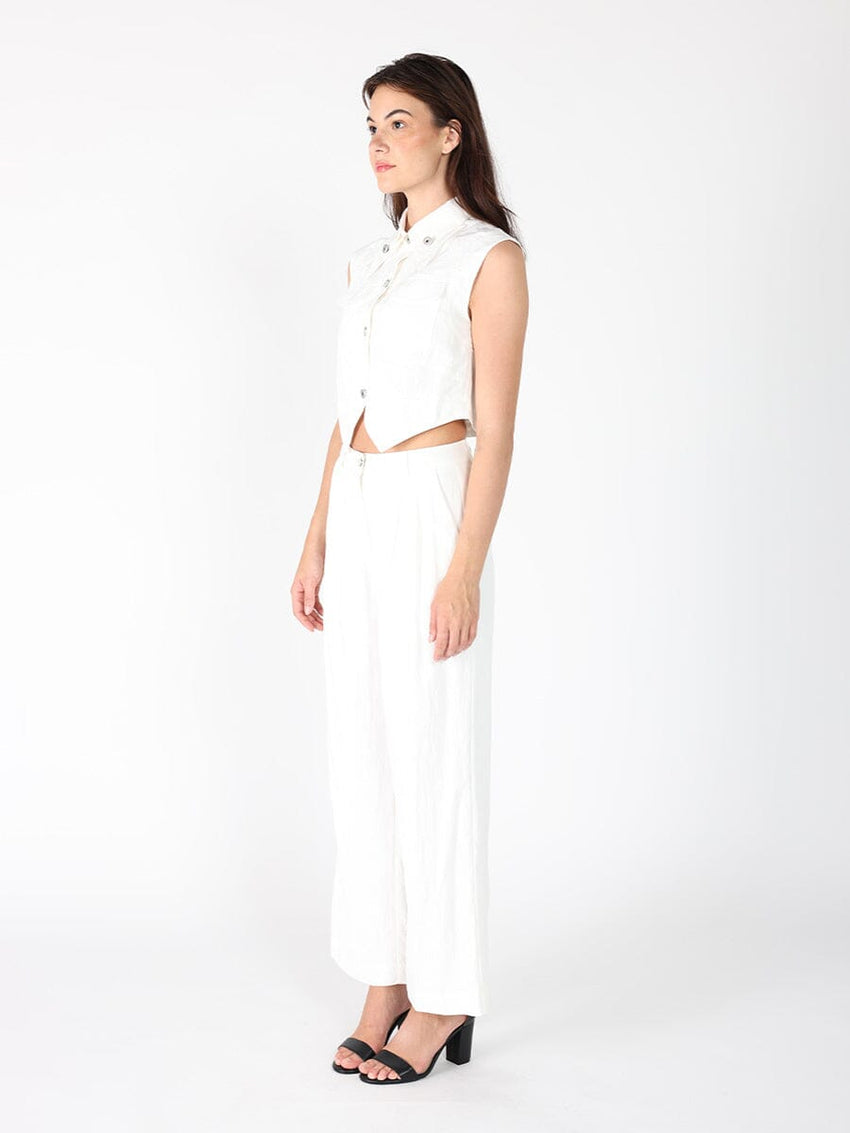 Front Button Open-Bottom Hem Sleeveless Top