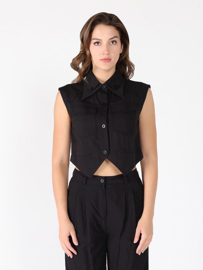 Front Button Open-Bottom Hem Sleeveless Top