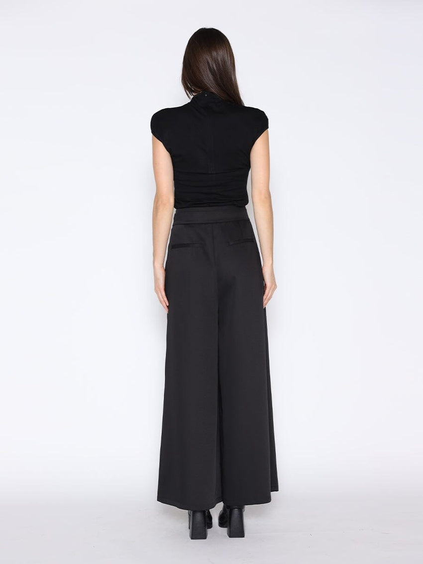 Front Embroidered Sleeveless Mock Neck Top
