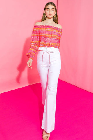 COSMO PLEASE WOVEN TOP - Glamourous Grace