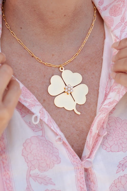 Genlyn Clover Short PaperClip Chain Necklace - 18k Plated - Teggy French - Glamourous Grace