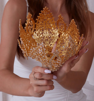 Gold Bouquet Holder, Gold Wedding Bouquet - Glamourous Grace