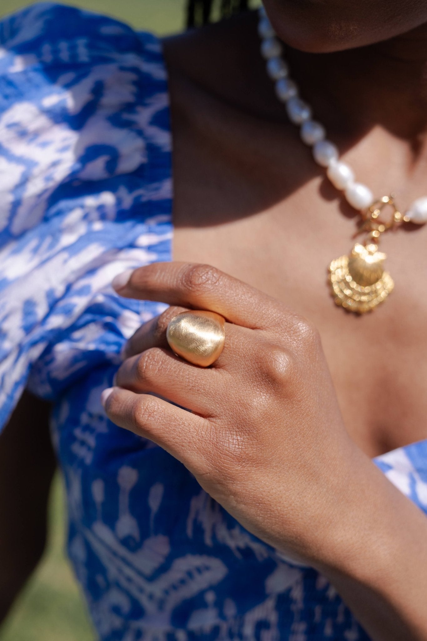 Gwyneth Ring - Brushed Gold - 18k Plated - Glamourous Grace