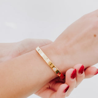 Halo Heart Bangle Bracelet - WATERPROOF