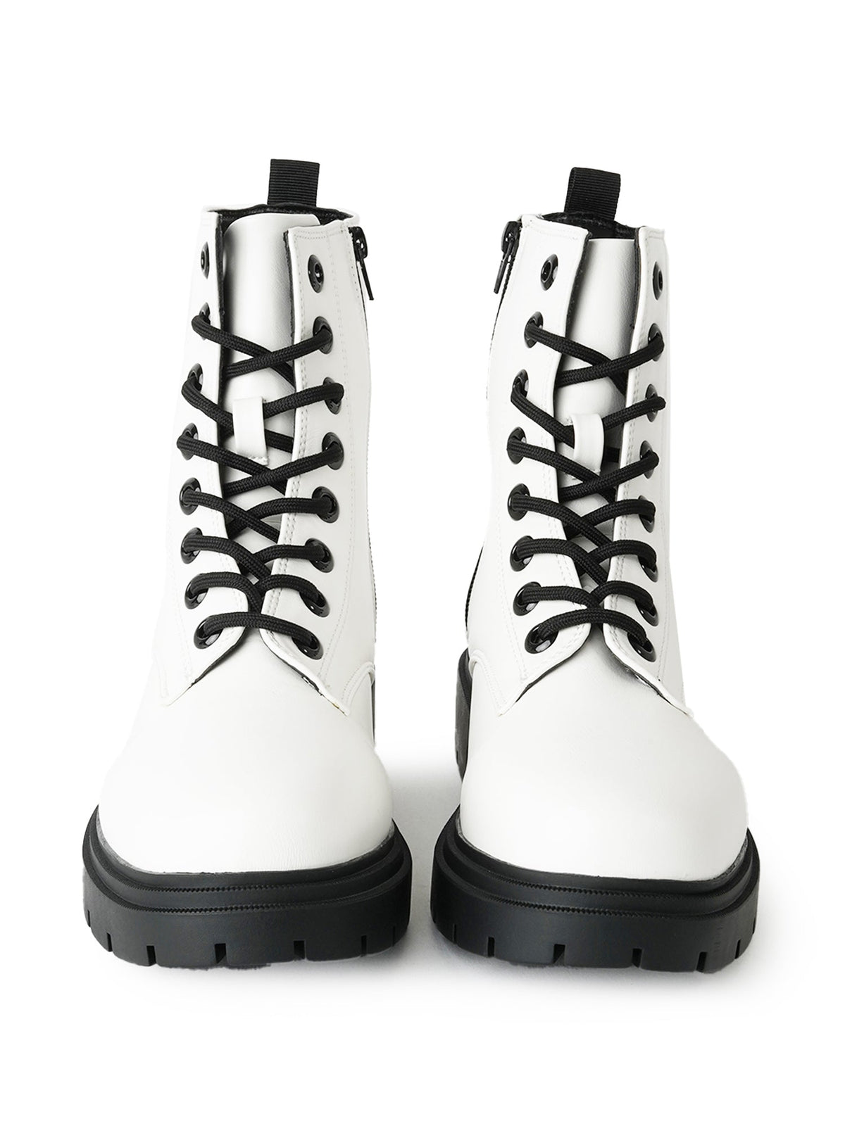 Harley | White - Glamourous Grace