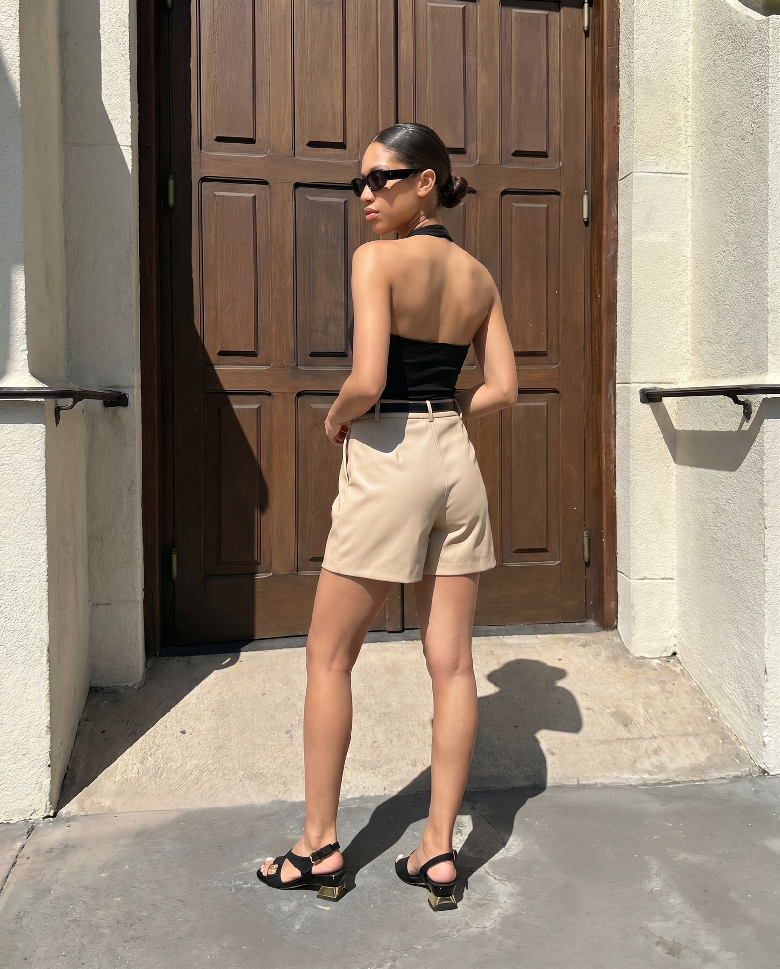 The Iconic Black Leather Women Sandal - Glamourous Grace