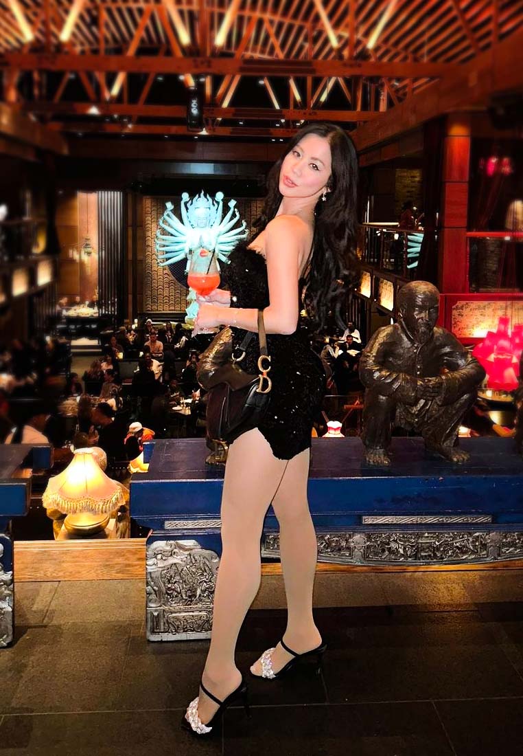 High Social Sandal - Glamourous Grace
