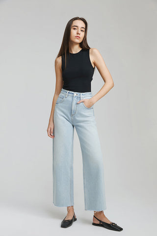Moon Curve Raw Hem Crop Jeans HJ129 - Glamourous Grace