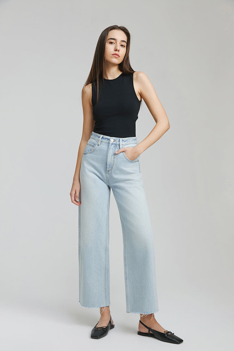 Moon Curve Raw Hem Crop Jeans HJ129 - Glamourous Grace