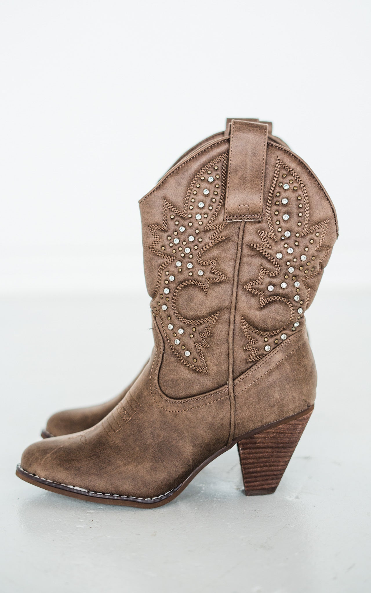 Houston Western Boots in Taupe - Glamourous Grace