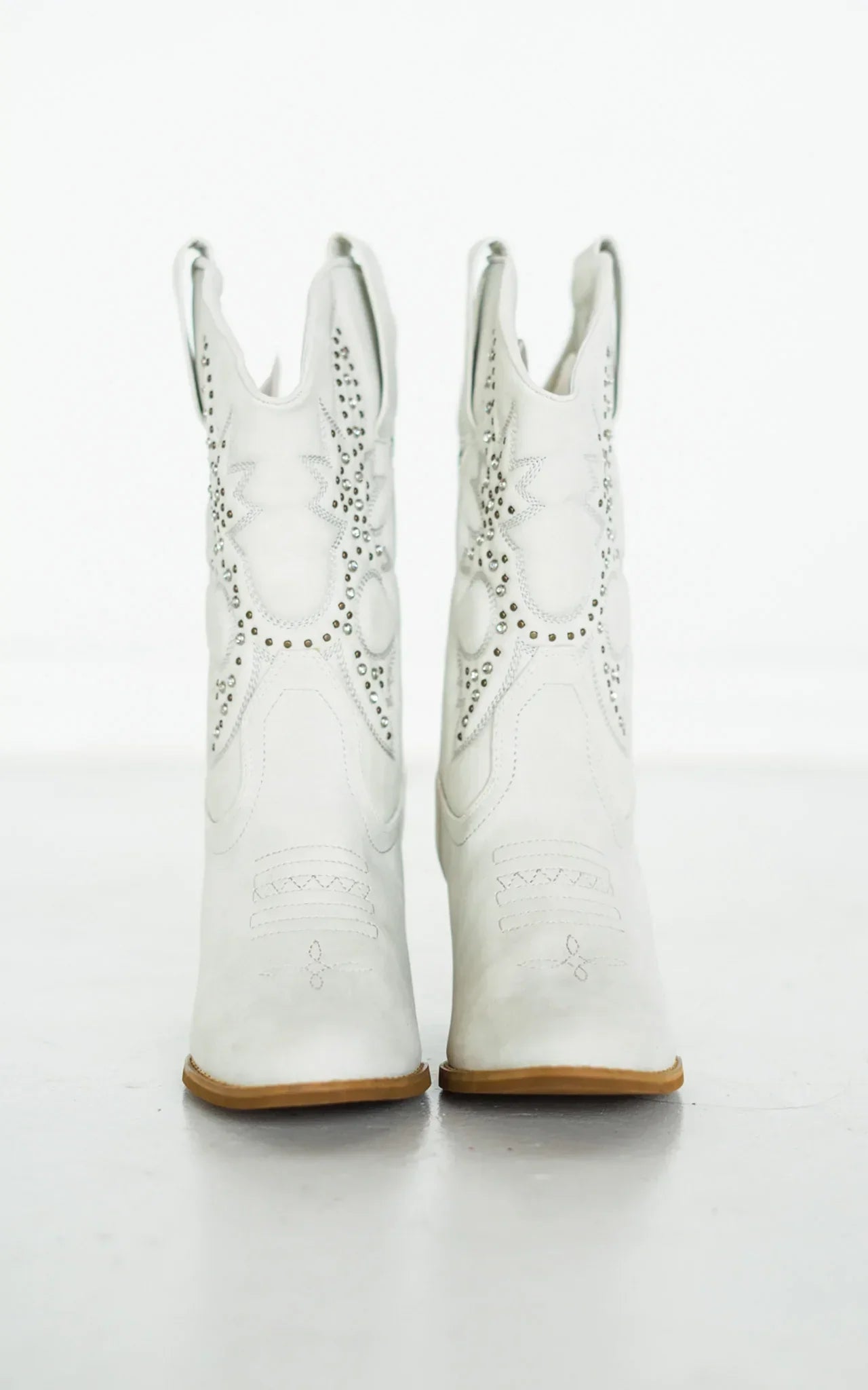 Houston Western Boots in White - Glamourous Grace