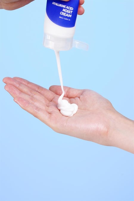 Isntree Hyaluronic Acid Moist Cream - Glamourous Grace
