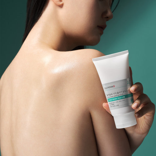 ILLIYOON Cica Acne Clear Peeling Scrub 200g - Glamourous Grace