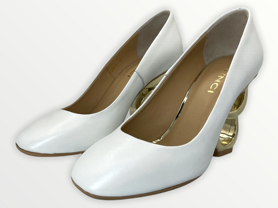 The Belem White Leather Pump Final Sale! - Glamourous Grace