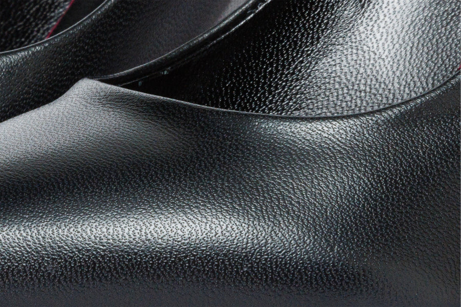 The Ege Black Leather Pump Fuchsia Sole Women Shoe - Glamourous Grace