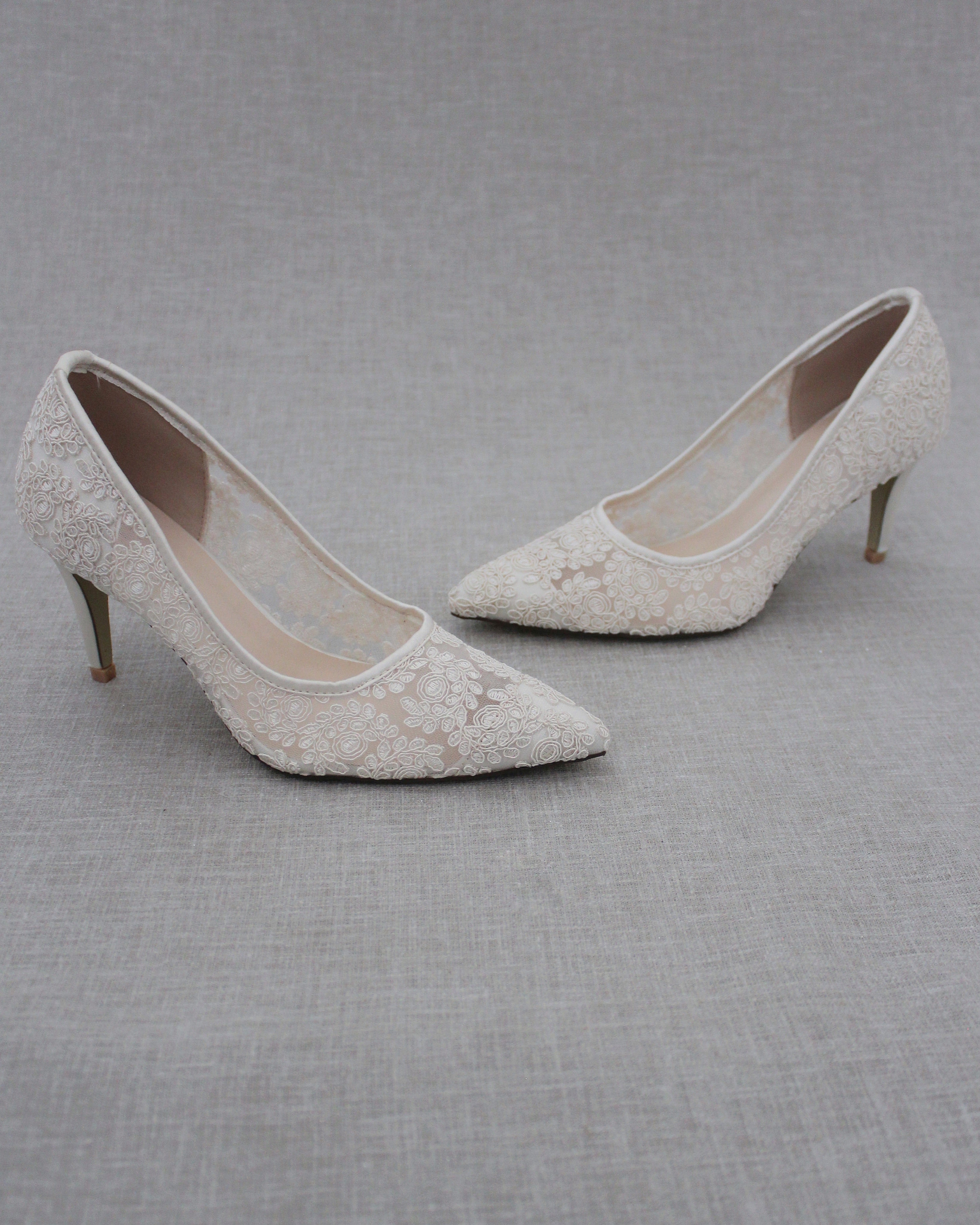 Lace Bridal Pump