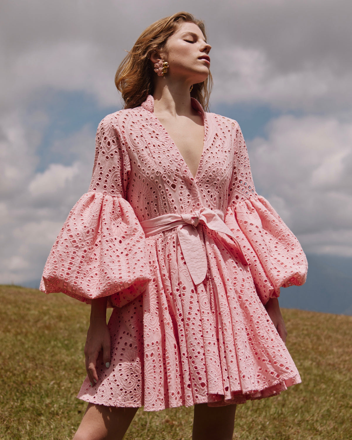 CARTA Y LETRA DRESS EYELET IN PINK EYELET - Glamourous Grace
