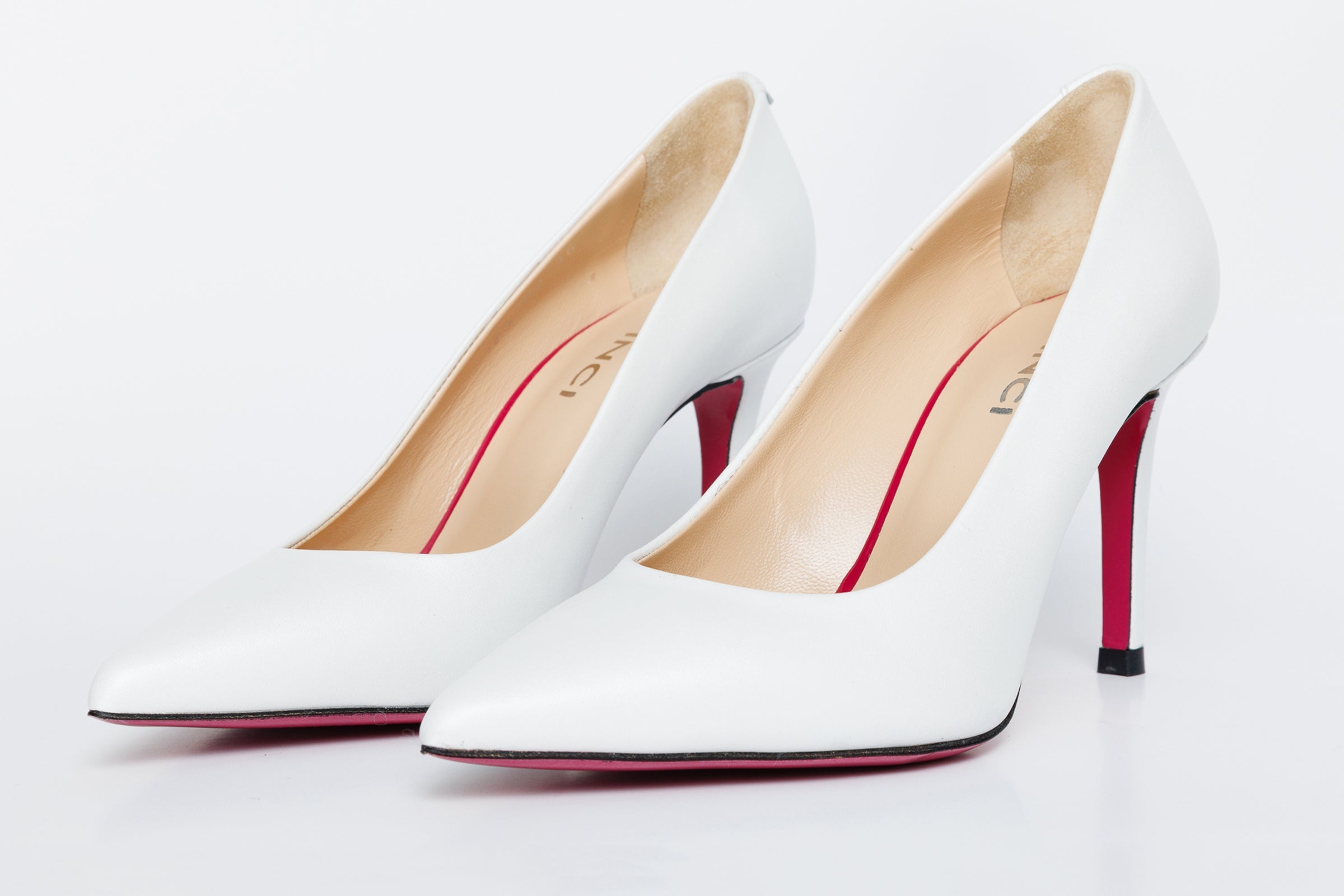 The Ege White Leather Pump Fuchsia Sole Women Shoe - Glamourous Grace