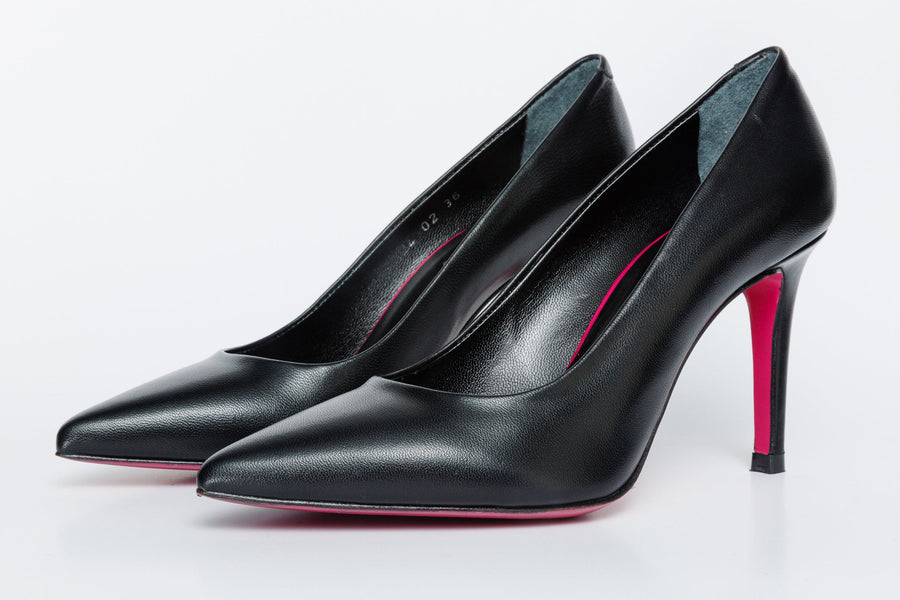 The Ege Black Leather Pump Fuchsia Sole Women Shoe - Glamourous Grace
