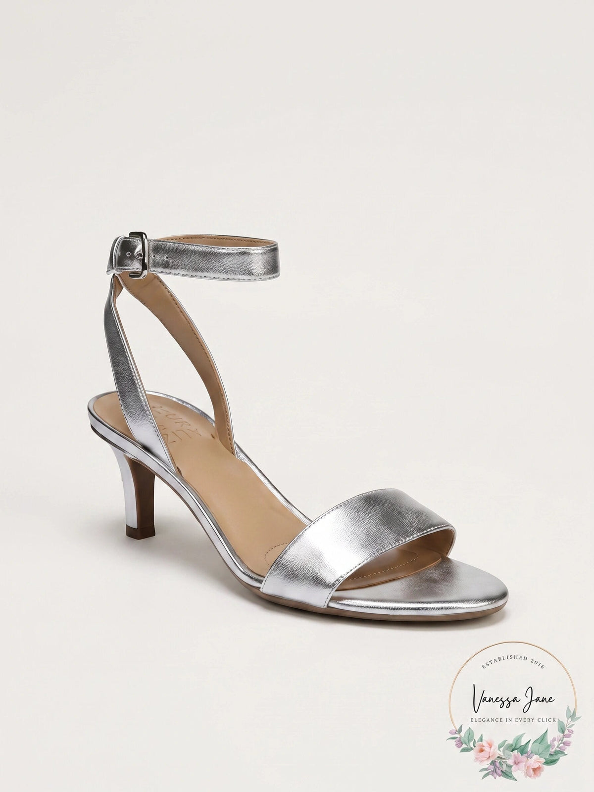 Naturalizer Women's Ankle Strap Sandals, Soft Silver Leather, Size 7
