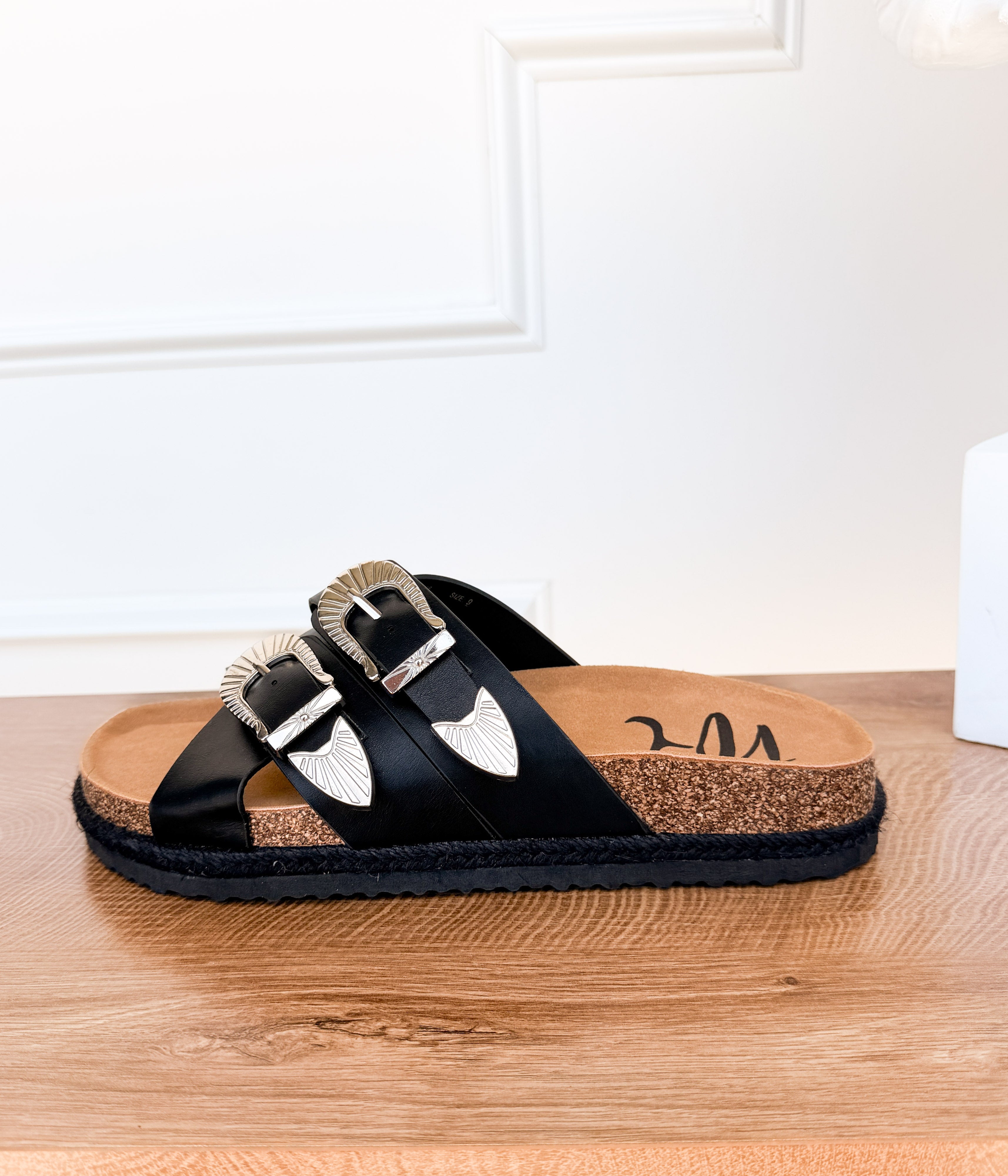 Iris Buckle Sandal in Black - Glamourous Grace