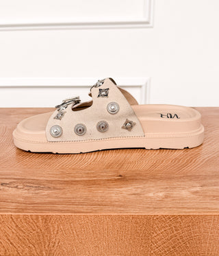 Isol Sandal in Cream - Glamourous Grace