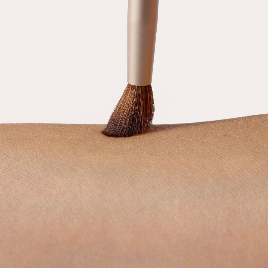 jane iredale Crease Brush (Pro Series) - Glamourous Grace