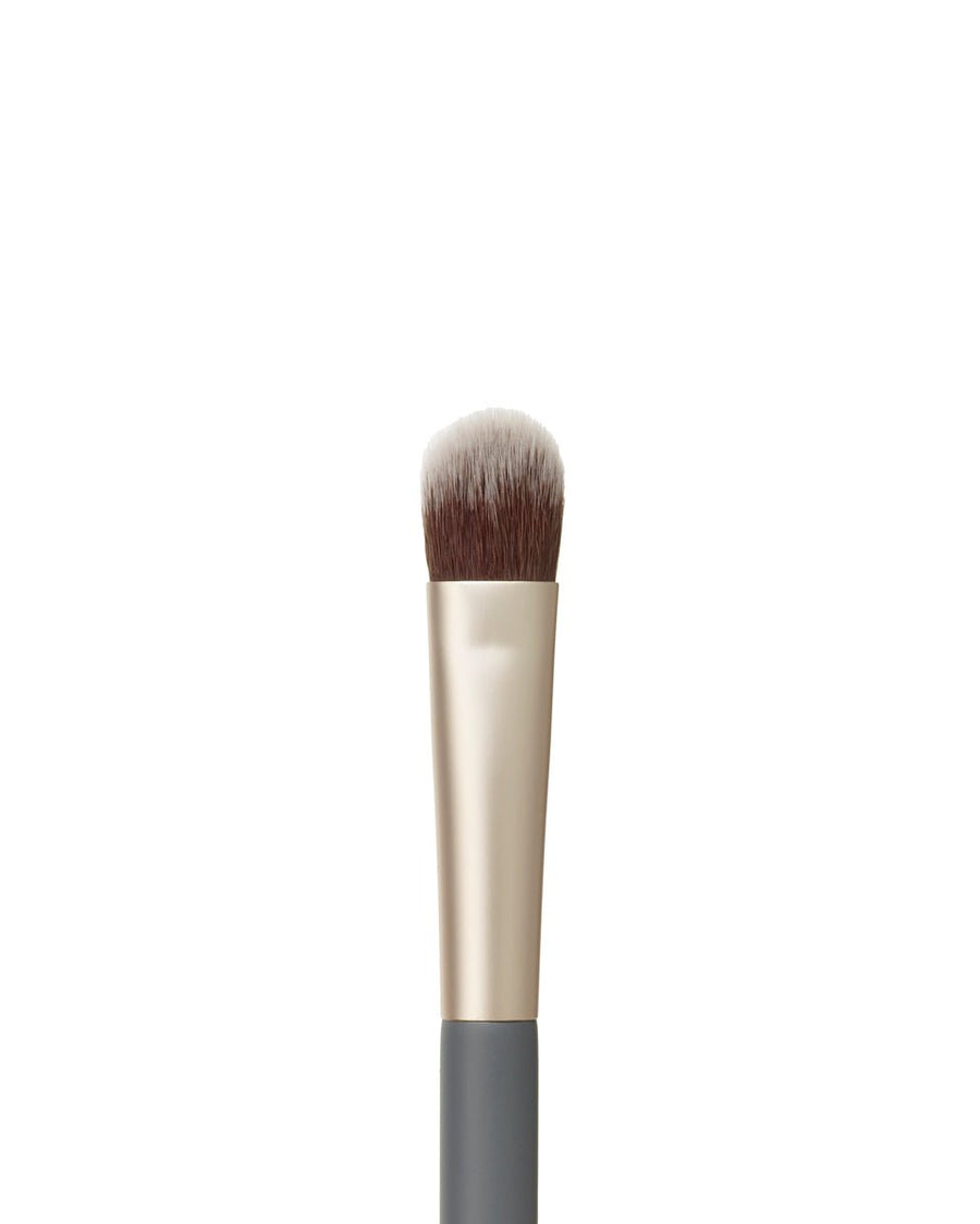 jane iredale Fluffy Eye Brush (Pro Series) - Glamourous Grace