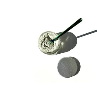 Japanese Matcha Tea & French Green Clay Facial Mask with French green clay + Vitamin C + Spirulina extract