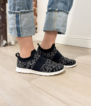 Jia Knit Sneaker in Black - Glamourous Grace