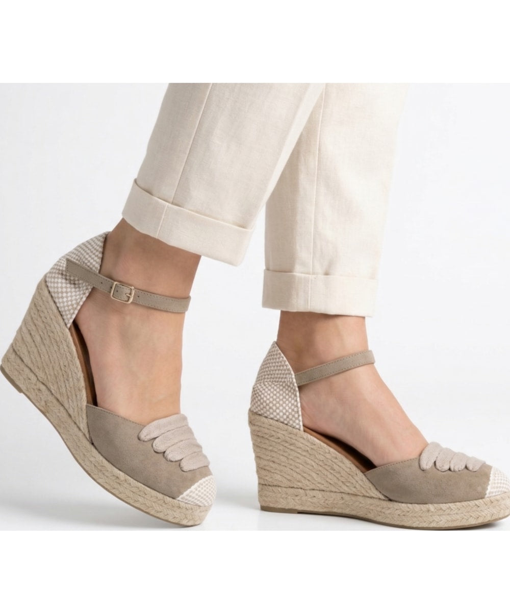 Jimena High Strap Taupe Laced - Glamourous Grace