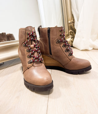 Joana Boot in Taupe - Glamourous Grace