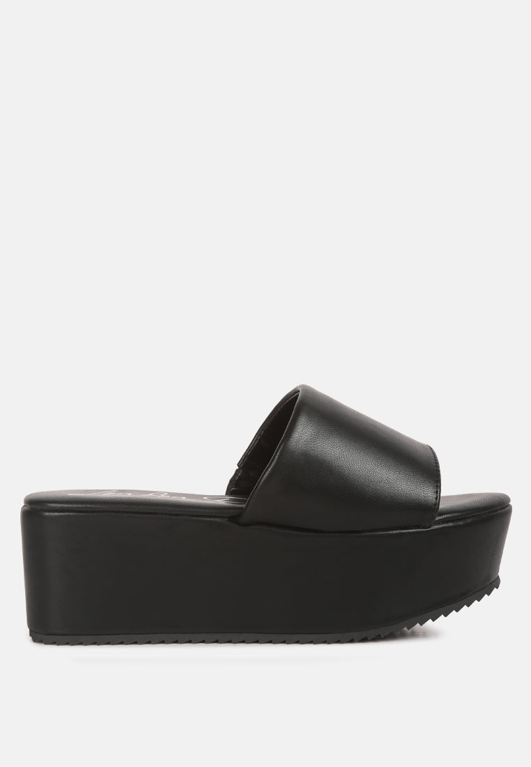 Karly Chunky Platform Sliders - Glamourous Grace