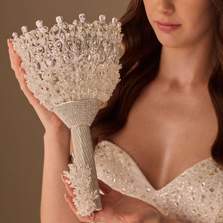 Elegant Silver Quinceañera & Wedding Bouquet Holder – Handcrafted with Pearls & Crystal Stones - Glamourous Grace