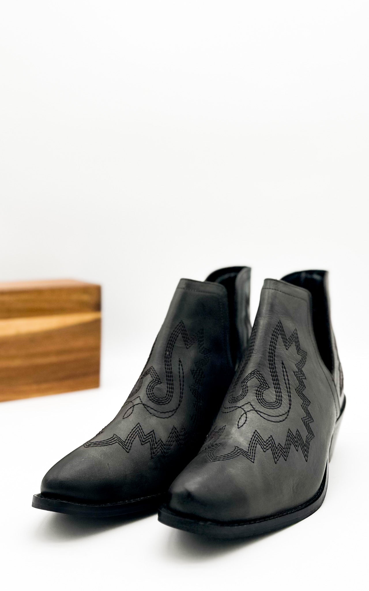 Kickin' Booties in Black - Glamourous Grace