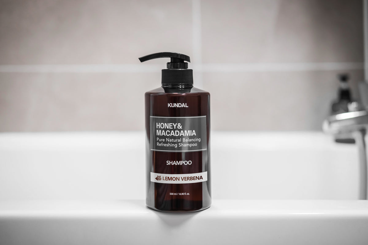 KUNDAL HONEY&MACADAMIA Pure Natural Balancing Refreshing Shampoo 500ml #LEMON VERBENA - Glamourous Grace