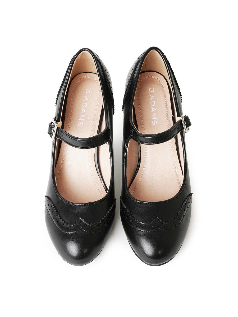 Kym | Black on Black - Glamourous Grace