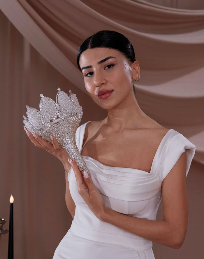 Wedding Bouquet Holder, Quinceañera Bouquet - Glamourous Grace