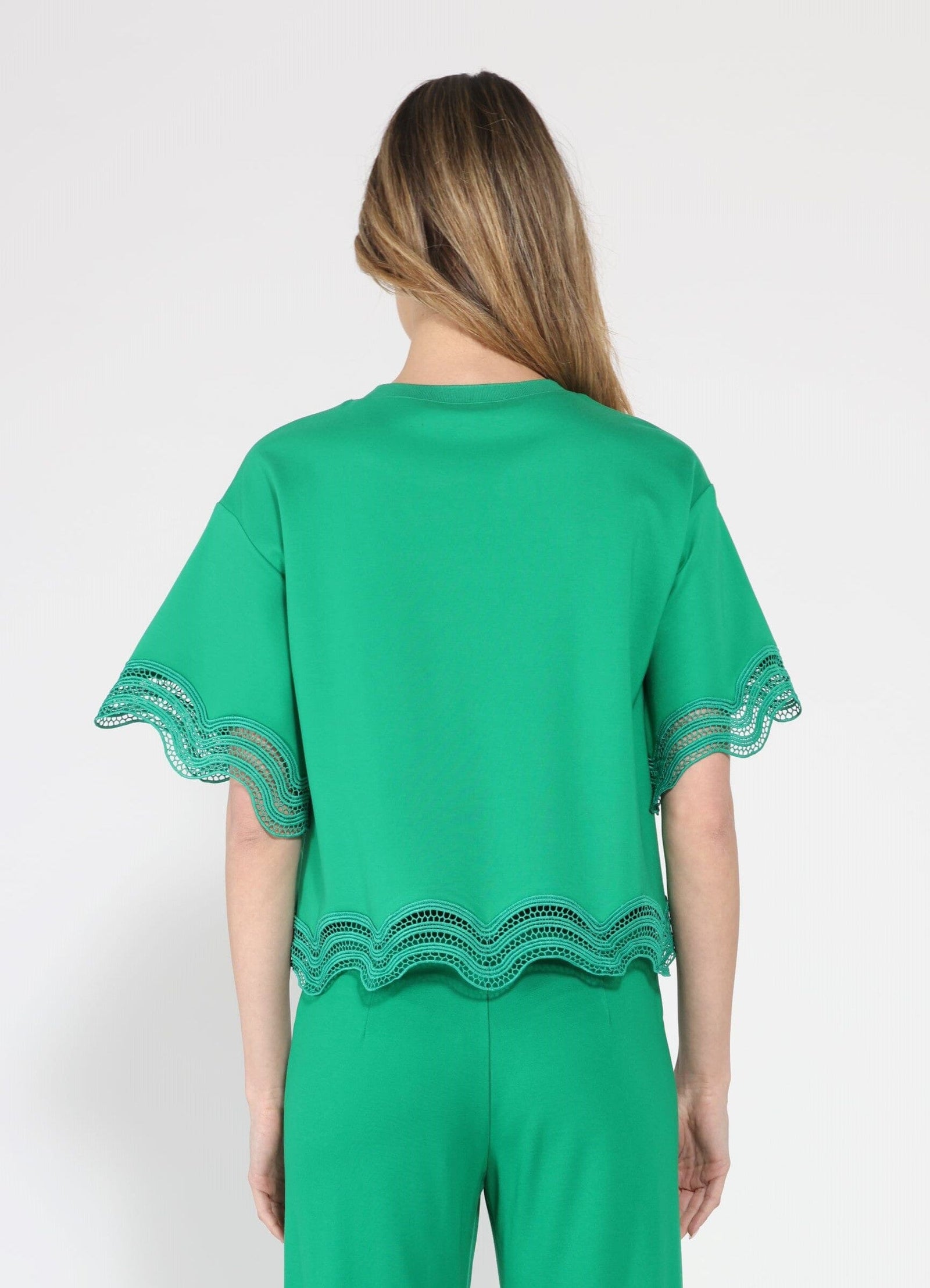 Lace Wavy Hem Short Sleeve T-Shirt