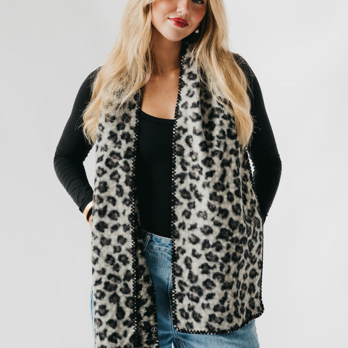 Laine Leopard Scarf - Glamourous Grace