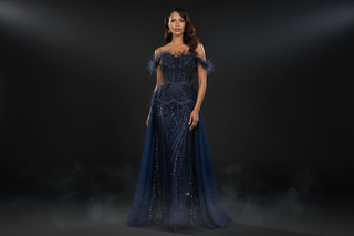 Lara New York — Dark Cinematic Collection Hero