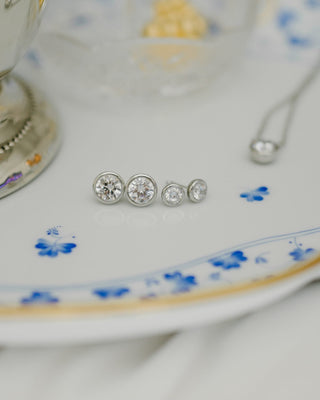 Large Bezel Stud - 18k Gold Plated - Glamourous Grace